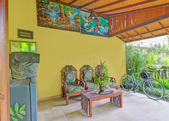 Oyo 94782 Loka Loka Hotel 2*